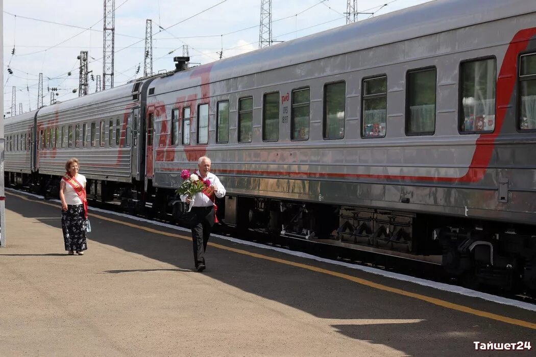 локомотивное депо тайшет. поезд иркутск тайшет. поезд иркутск тайшет. тайшет пассажирских поездов. тайшет пассажирских поездов.