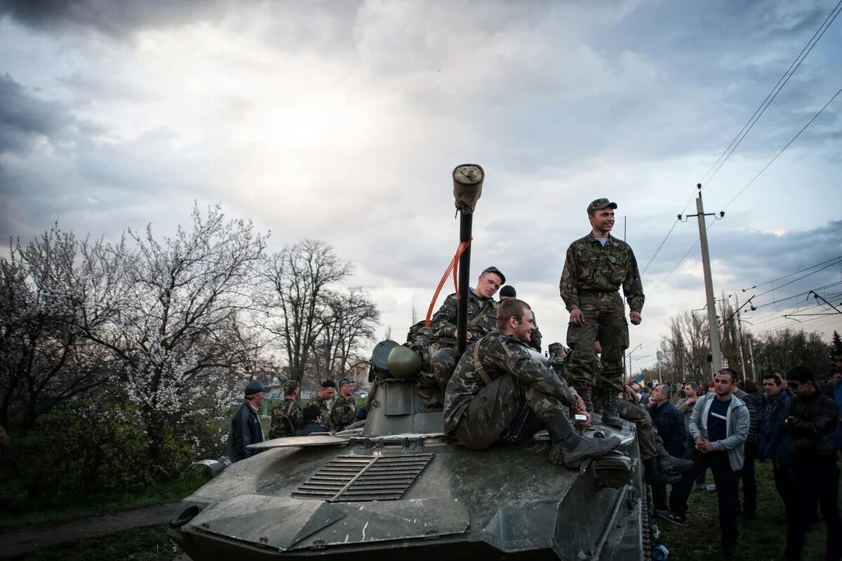 Войска Украины. Танкисты на Украине 2022. Русский танк на Украине.