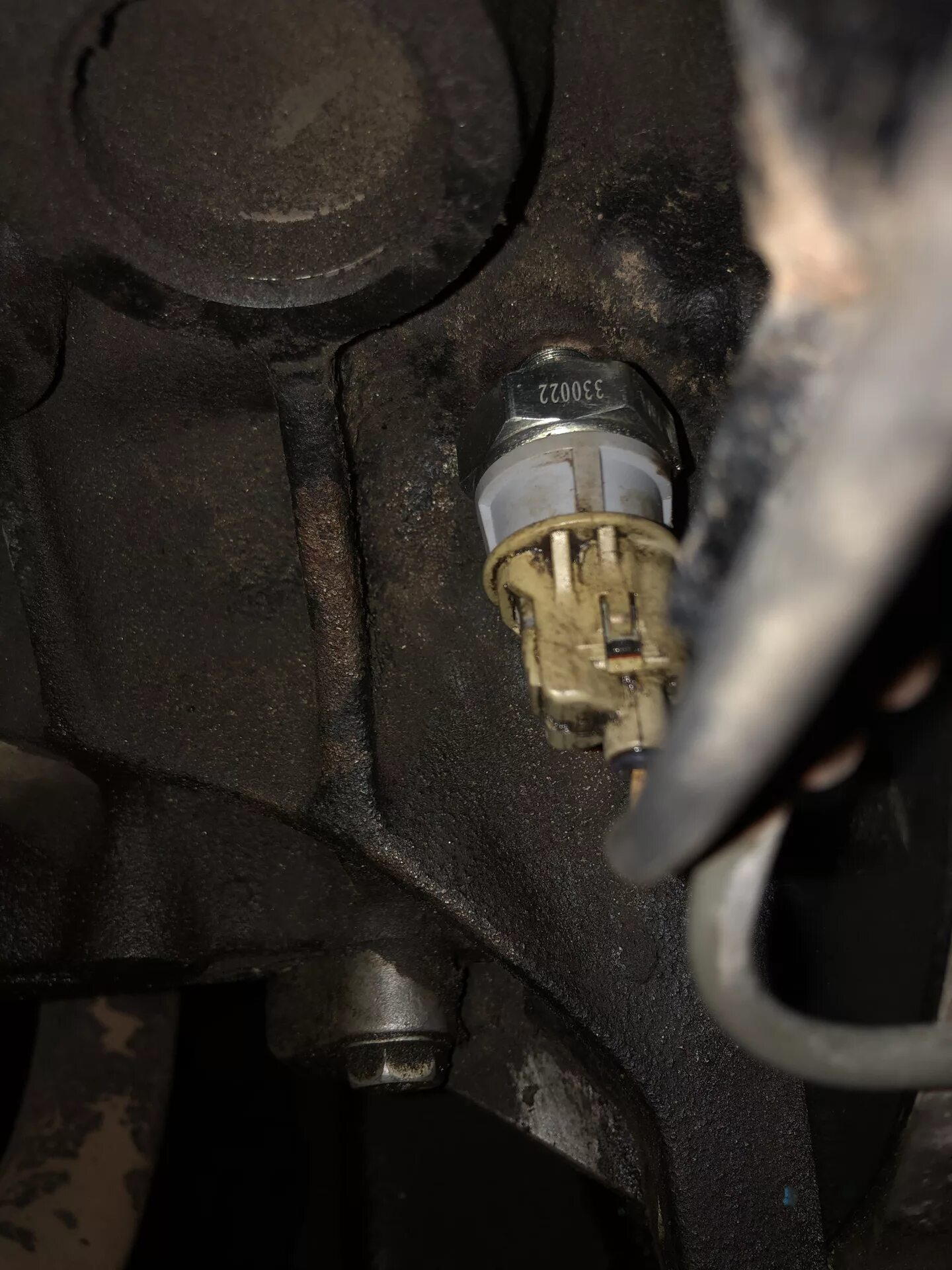 Лада калина 16 клапанная датчик давления масла. Датчик давления масла jaguar s-type 2008 3,0. Датчик давления масла 4g18. Hr v датчик давления масла. Датчик давления масла калина 1 8кл.