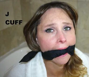 Slideshow cleavegag.