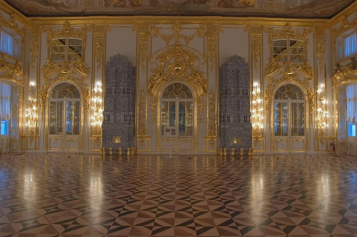 Тронный зал Екатерининского дворца. Екатерининский дворец бальный зал. Екатерининский дворец бальный зал 19 век. Версальский дворец бальный зал. Место для бала