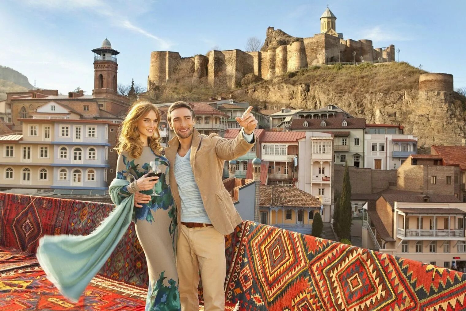 Country tours. Грузия Тбилиси туризм. Georgia Tbilisi Tourism. Тбилиси туристы. Тур путешествие.