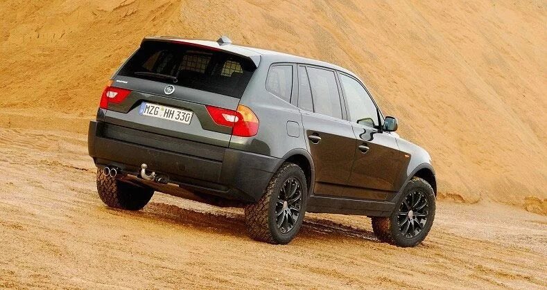 Шины на бмв х3. BMW x3 e83 off-Road. BMW e83 Offroad. BMW x3 e83 бездорожье. BMW x3 Offroad Tuning.