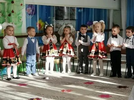 Утренник международный женский день