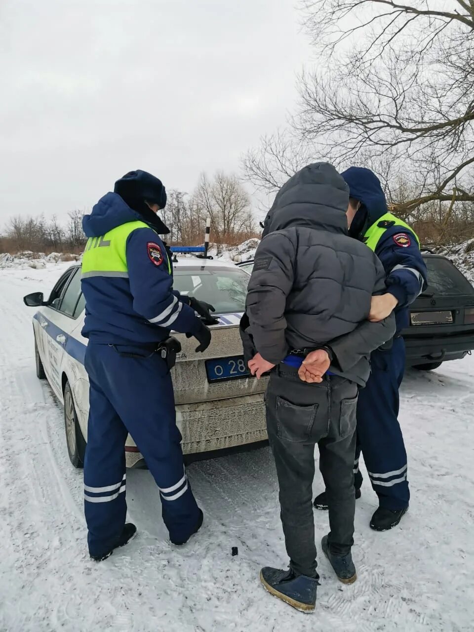 Задержания сотрудников дпс. Инспектор ДПС. Задержание сотрудниками полиции. Задержали нарушитела депес.