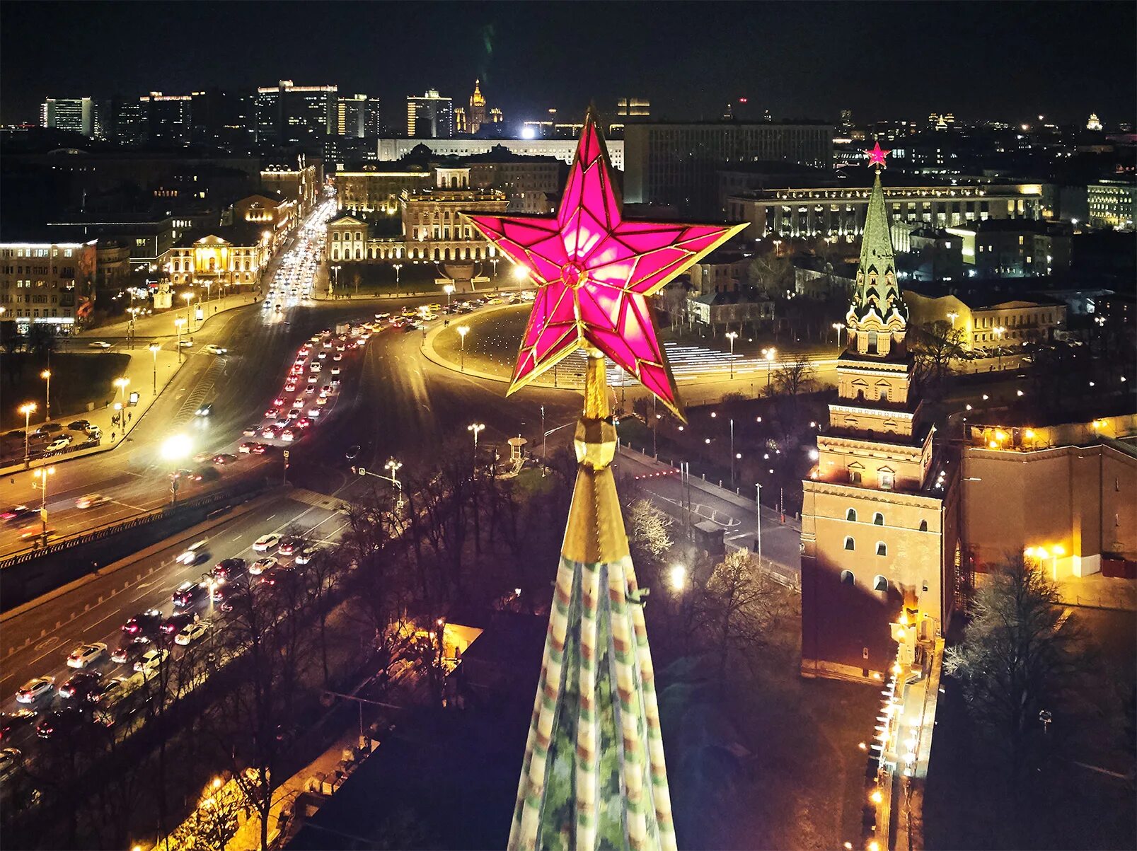 Moscow star. Рубиновые звезды Московского Кремля. Рубиновые звезды Московского Кремля СССР. Москва Кремль звезда. Рубиновые звезды на башнях Кремля Москва.