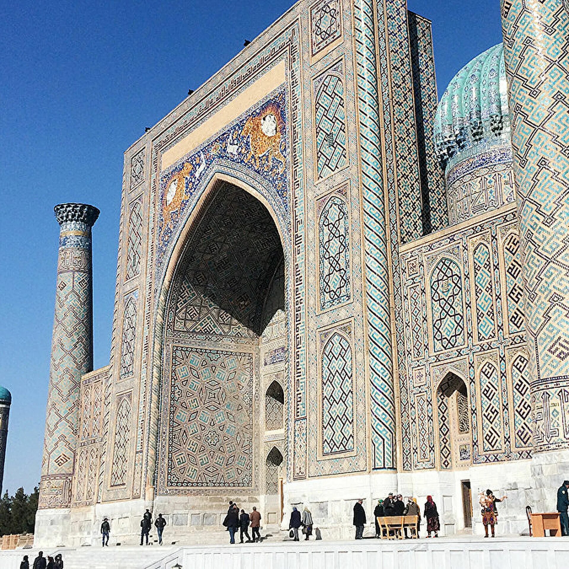 Регистан самарканд. Регистан самарканд достопримечательности. Площадь регистан в самарканде. Регистан самарканд достопримечательности. Узбекистан площадь регистан.