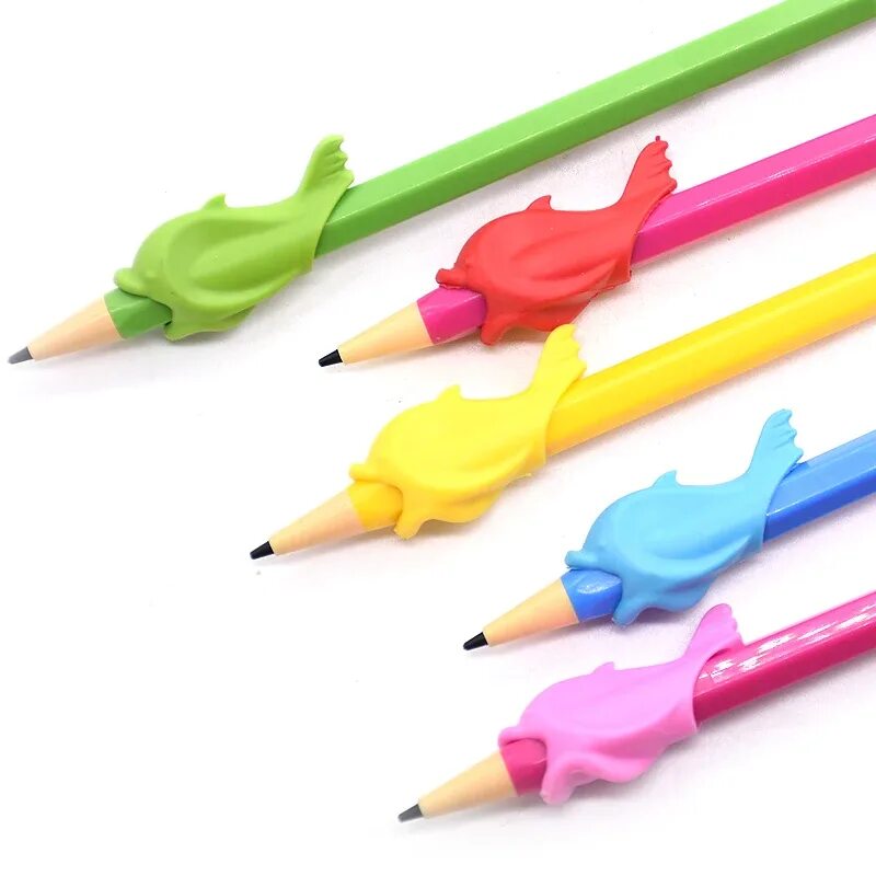 Купить ручки надо. Шариковые ручки для первоклассников. Ручка для первоклассника для правильного держания. Ручка трехгранная для первоклассников. Специальные ручки для детей.