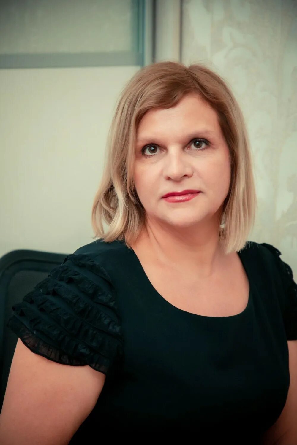 Учителя 1 школы новошахтинск. Рекаева и. Филиал юфу в новошахтинске. Новошахтинск фото города 2017. Центр успех новошахтинск оказывает.