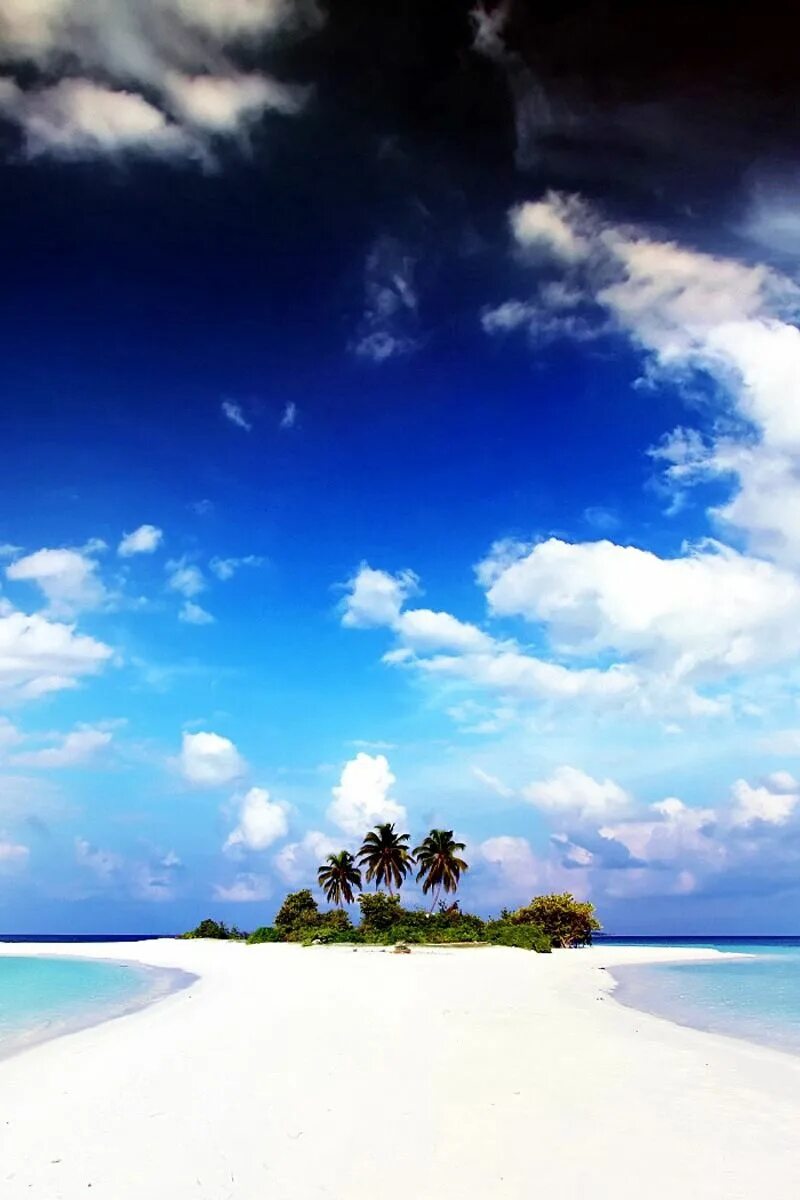 Обои айфон с островом. Райский остров. Тропический пляж. Райский пляж. С тропический рай.