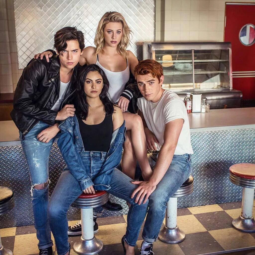 Сплетница / gossip girl. Как называется сер. Эйфория сериал нейт и мэдди. Друзья сериал 1994. Сергей чирков.