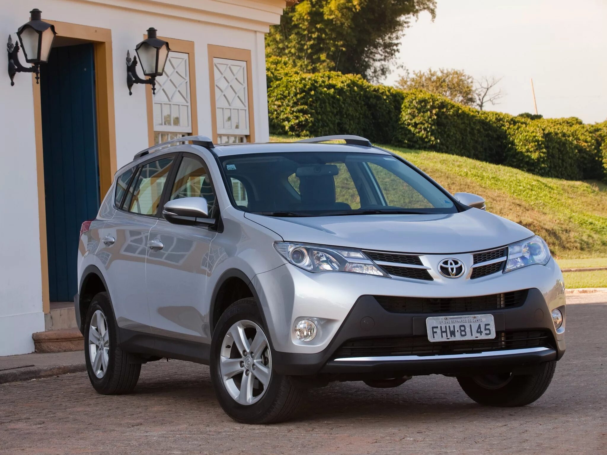 Toyota rav4 2013. Тойота рав 4 2013. Toyota rav4 4. Toyota rav4 4 2013.