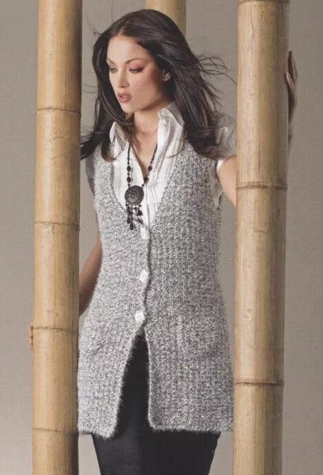 жилет женский спицами. жилетка без рукавов спицами. вязание спицами удлиненный жилет. удлиненный жилет спицами. жилетка без рукавов спицами.