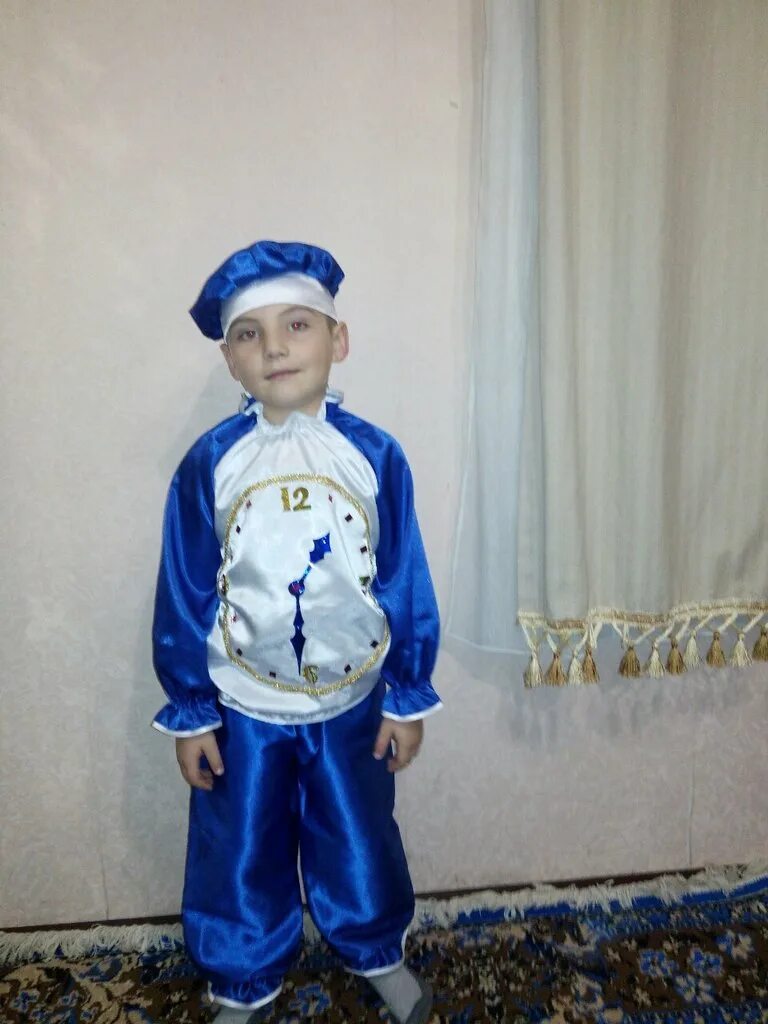 костюм часов на новый год. костюм часов. новогодний костюм часики. костюм часов на новый год. костюм часов на новый год.