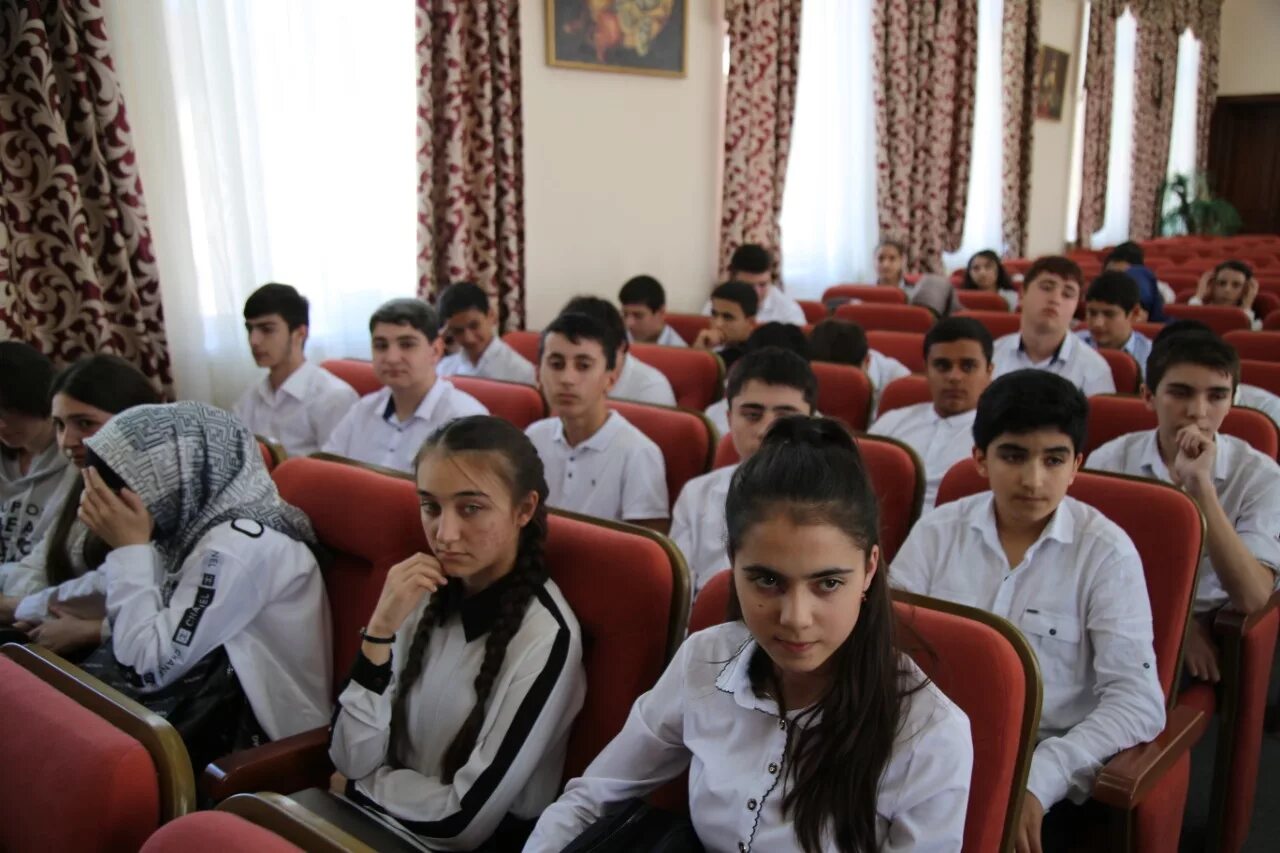 школа интернат дербент. школы г дербента. школы г дербента. директор 15шкоаы дербент. сош 21 дербент.