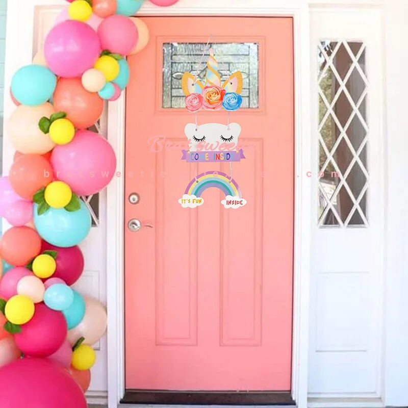 Двери на шару. Украшение дверей шарами. Украшения двери шариками. Украсить дверь на день рождения. Украсить шарами дверной проем.