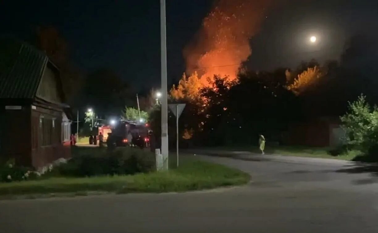 Ч п ночь. Пожар в Богородицке Тульской области. Пожар в пожарной части в Богородицке Тульской области. Пожар в Богородицке вчера. Пожар в Богородицке 23.06.2023.