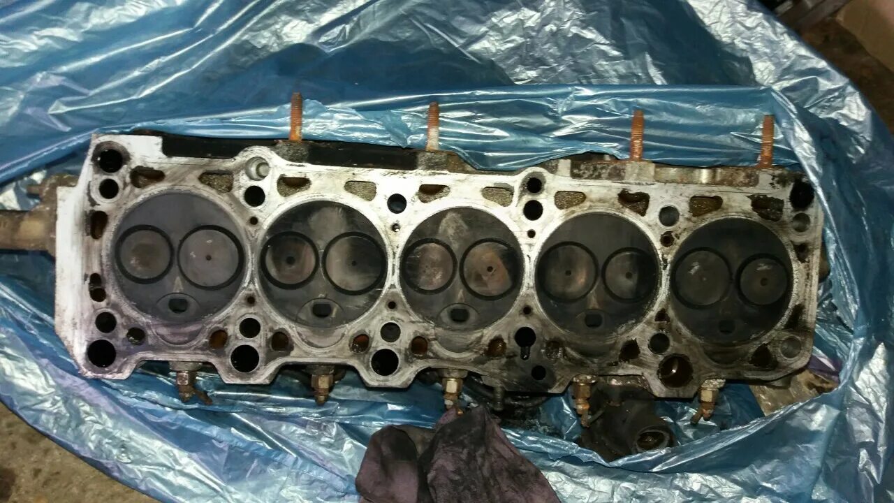 Гбц фольксваген т4 1. Головка т4 2. Головка блока 1. 9 дизель. Головка блока фольксваген т4.