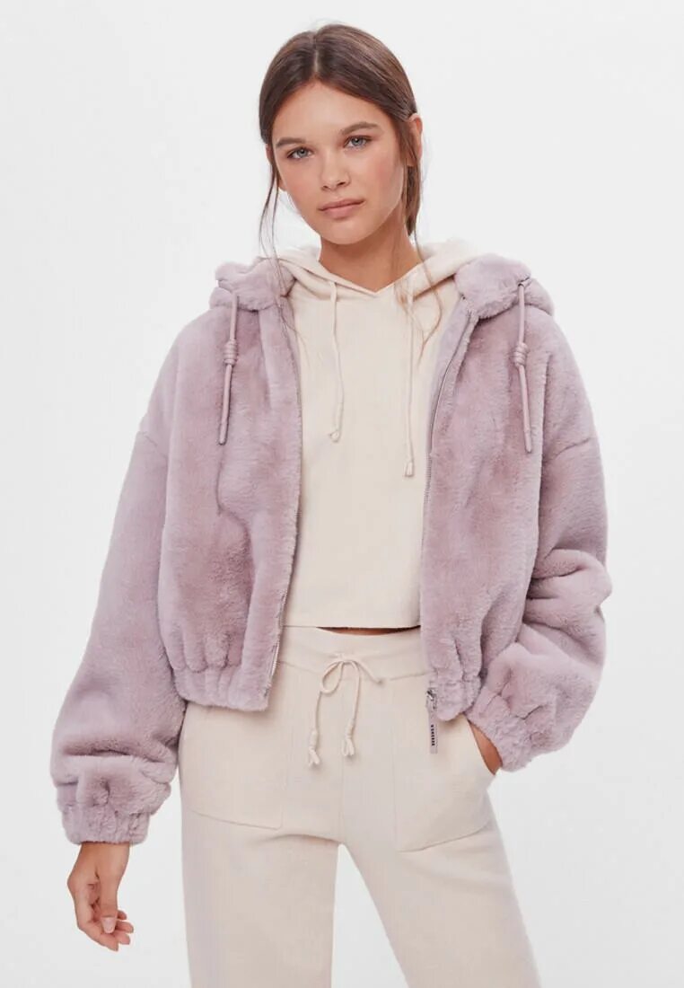 Шуба куртка 2 в 1. Куртка bershka 2025. плюшевая куртка бершка. шуба bershka. шуба тедди бершка.