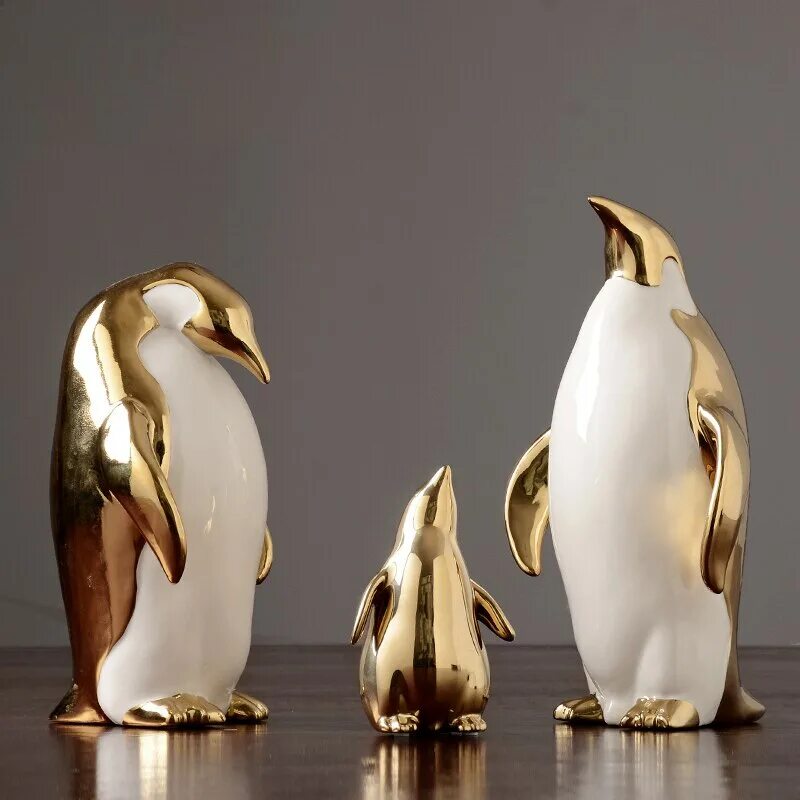 Золотые фигурки. Пингвин керамика. Статуэтка Пингвин. Золотая статуэтка пингвина. Керамические пингвины.