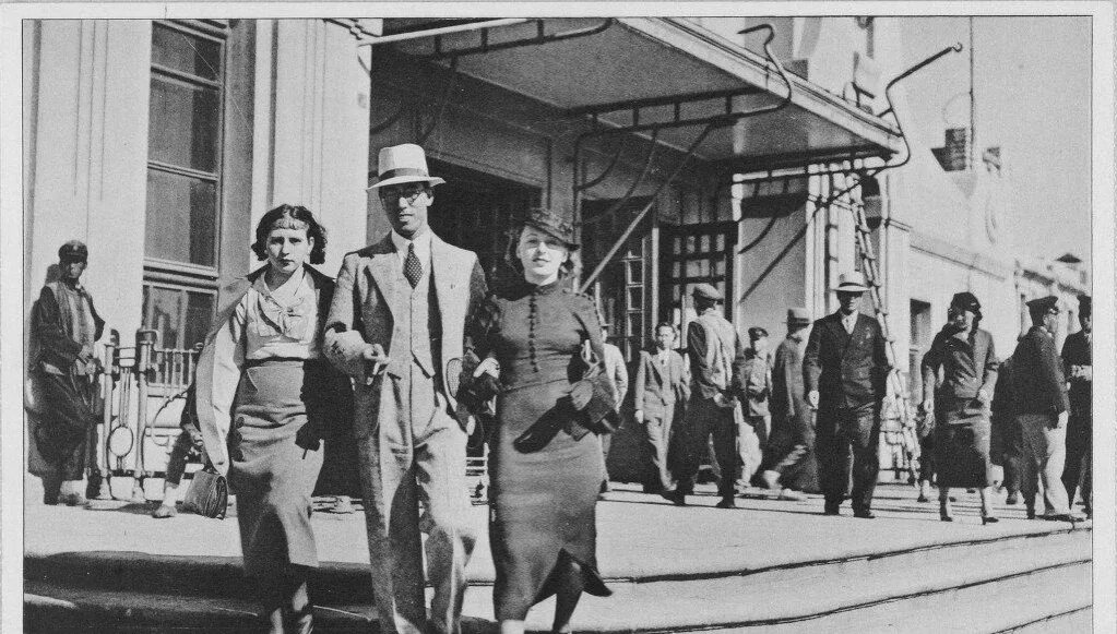 Русский эмигрант в китае. Китайские беженцы. Миграция в китае. Русский эмигрант в китае. 1900 год боксерское восстание в пекине.