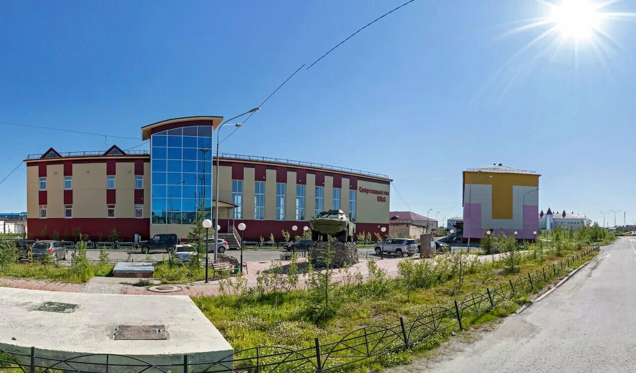 жд вокзал лабытнанги. спортзал олимп лабытнанги. жд станция лабытнанги. станция обская лабытнанги. гостиница приуралье лабытнанги.
