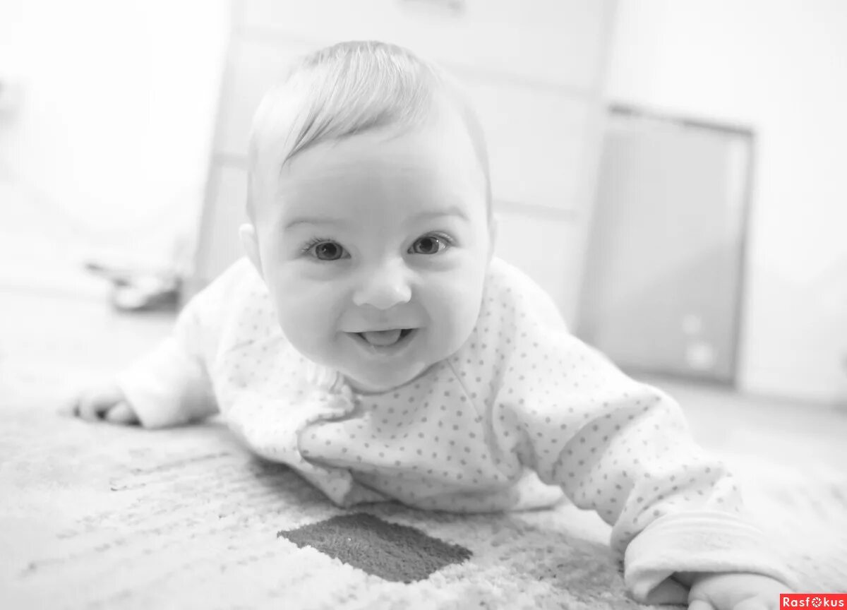 одежда для новорожденных реклама. G ребенок. хаданог для детей. G ребенок. детская одежда для новорожденных реклама.