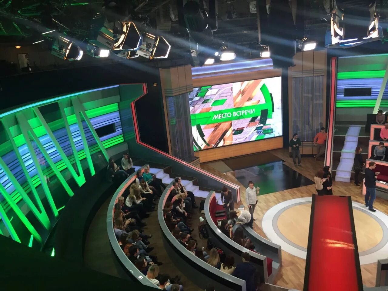 Место встречи нтв 2017. Программа место встречи. Тв программа место встречи. Федоров на нтв место встречи. Нтв место встречи андрей норкин и иван трушкин.