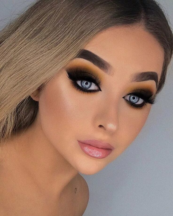 Charcoal Smokey Eyes Smoky eye makeup, Smokey eye tutorial, Eye makeup