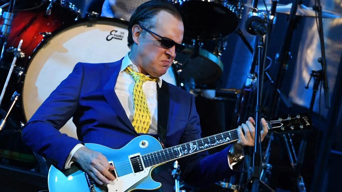 Joe bonamassa фото. Joe bonamassa. Джо бонамасса концерты. Джо бонамасса роскошный. Joe bonamassa.