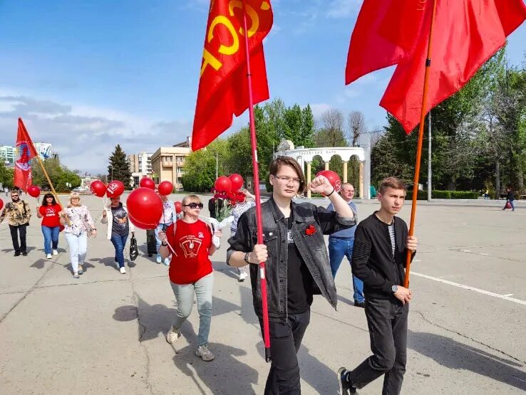 1 мая саратов. КПРФ. Международный день трудящихся 1 мая. Первое мая Саратов. Коммунисты.