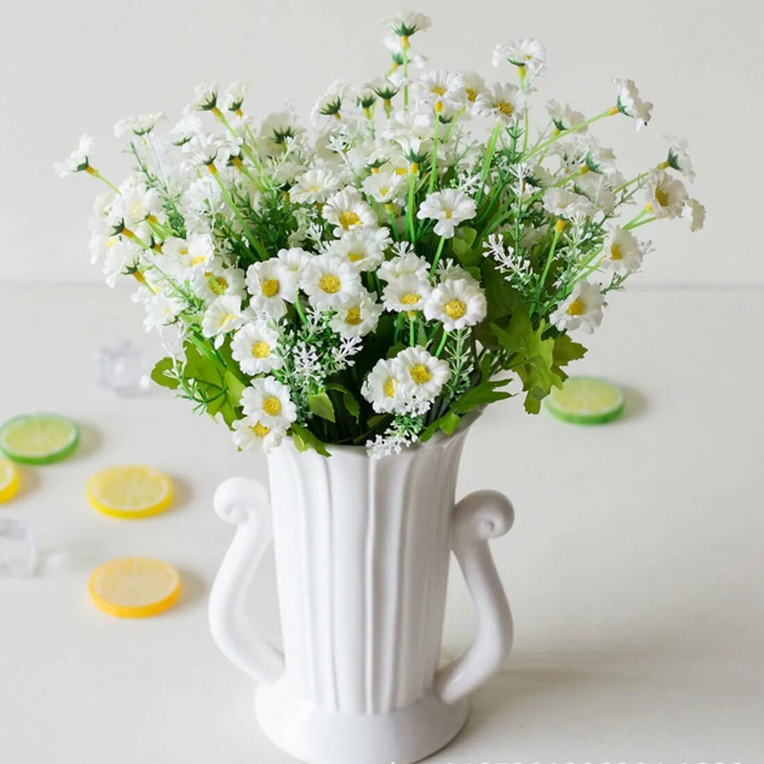 Букет «танацетум». Кустовые хризантемы из 5 штук. Маленький букет ромашек. Букет искусственных ромашек. Оригинальный букет из ромашек.