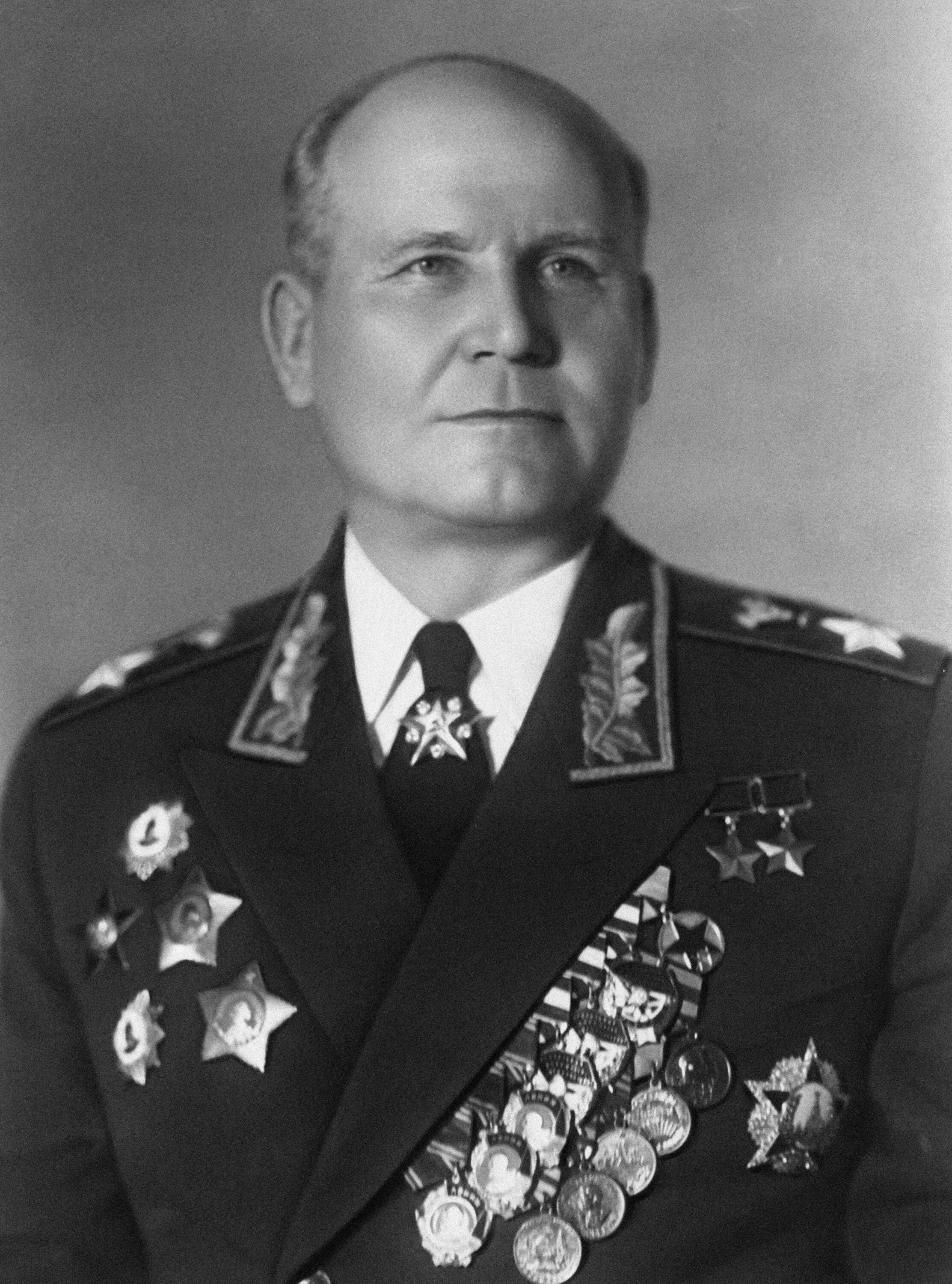 Под маршал. Под маршал