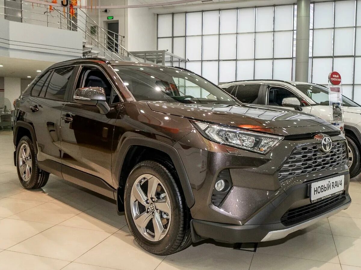 Toyota rav4 2021 red. Toyota rav4 2021 зеленый. серо-коричневый металлик тойота rav4 2020. Toyota rav4 2020 красный. 2019 toyota rav4 xle.