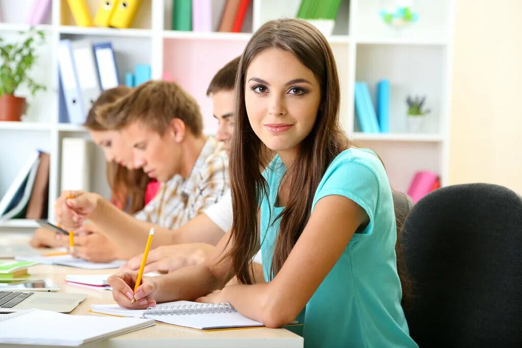 учеба. какой учебы. тяжелая учеба. ученик готовится к экзамену. предметы в 6 классе список 2021 2022 года в россии.