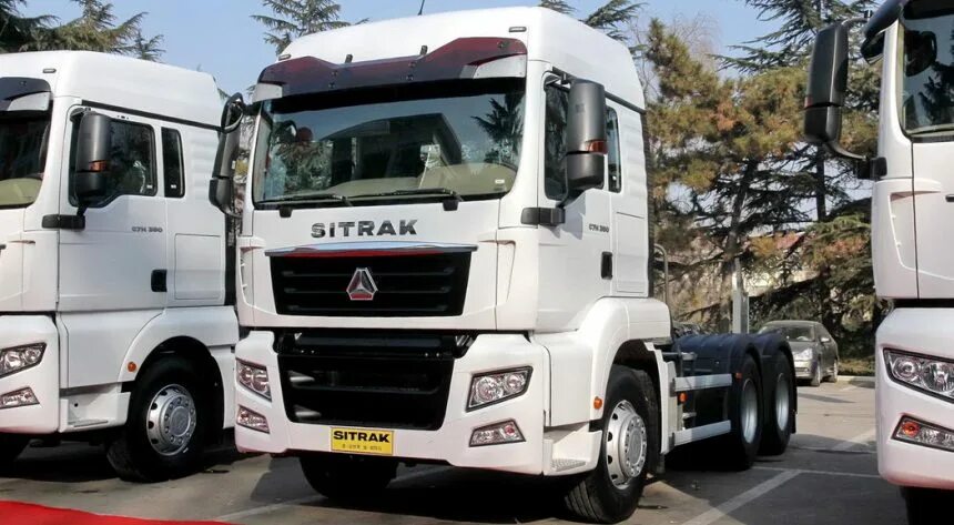 Sinotruk sitrak c7h, 2022. Ситрак тягач седельный 4х2. Китайский sitrak. Китайский sitrak. Тягач sitrak c7h 4х2.