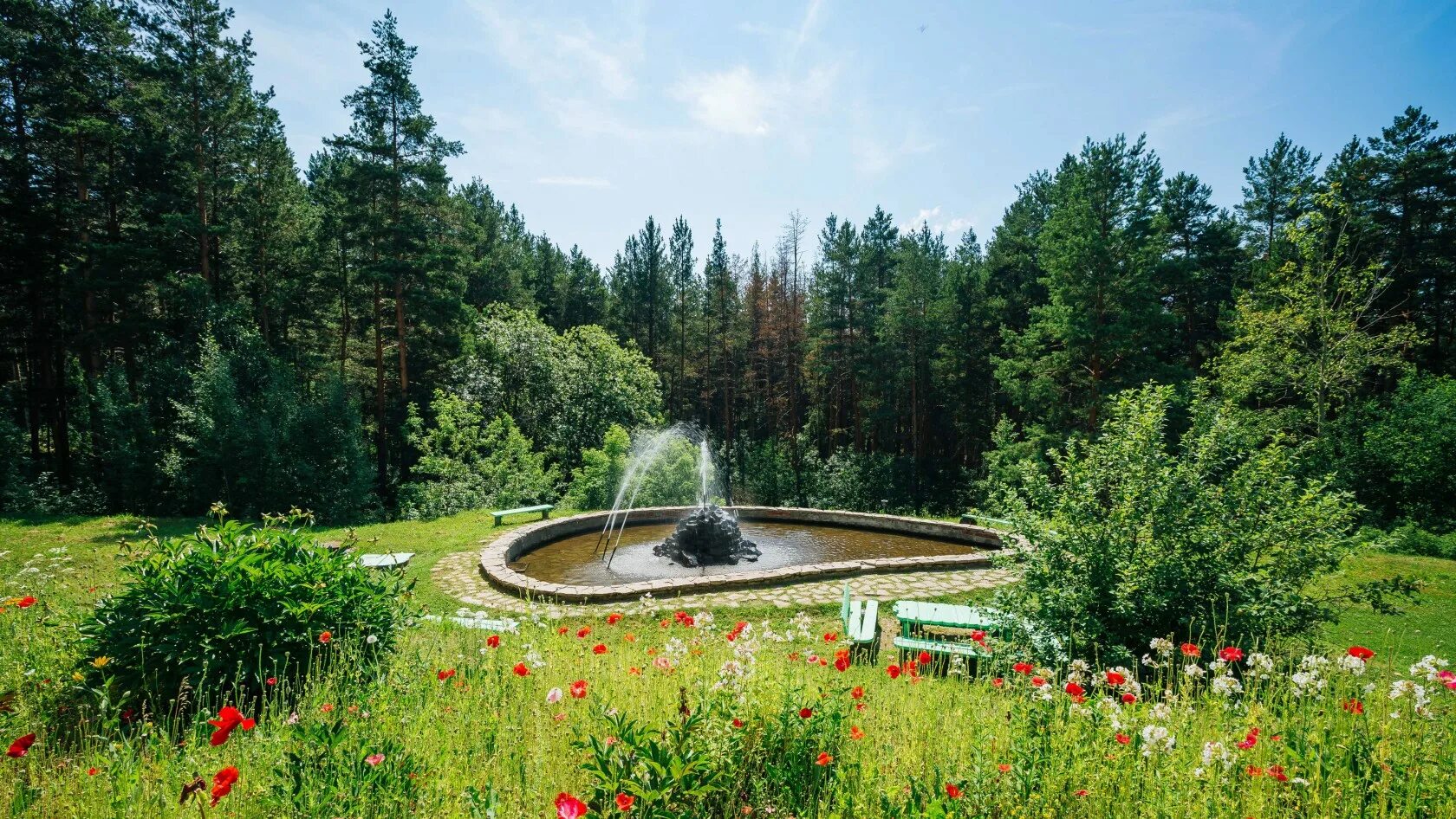 Курорт самоцвет алапаевский. Курорт САМОЦВЕТ Алапаевский район. Санаторий САМОЦВЕТ Свердловская область. Самоцветы санаторий Алапаевск. Сайт курорта САМОЦВЕТ Алапаевск.