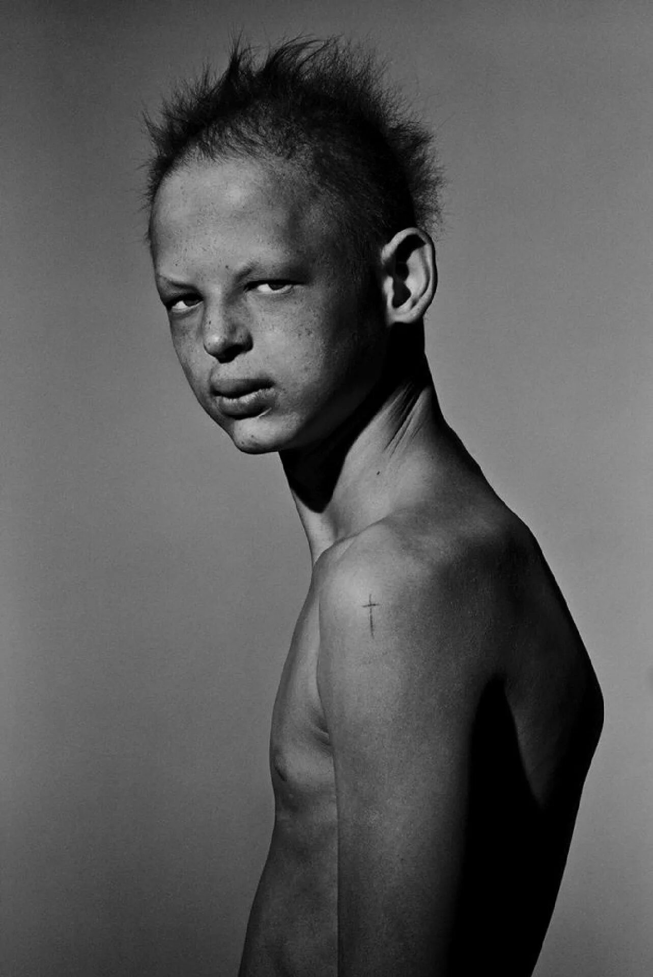 Die antwoord сын. Сын солистки die antwoord. токки фиссер. токки фиссер сын. йоланди фиссер токки.