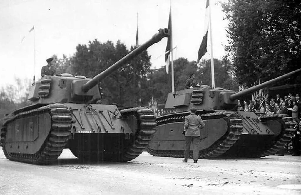Arl 44. Танк ARL 44. ARL 44 танки Франции. Французский тяжёлый танк ARL 44. Танк арл 44 в реальной жизни.