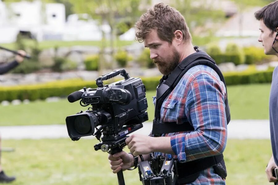 Unreal actor. Series unreal casey. unreal films. treason сериал. unreal air.