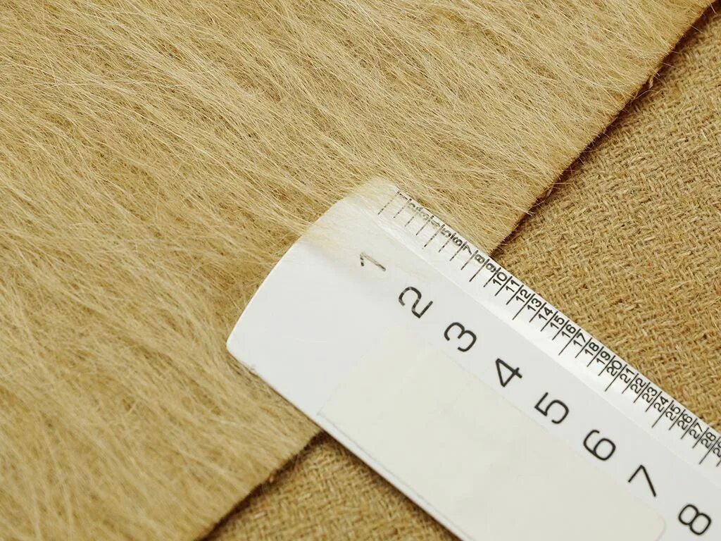 Ткань сукно с ворсом для полировки. Вельбоа плюш 1. Ткань с длинным ворсом. Ткань с ворсом. Ворс материал.