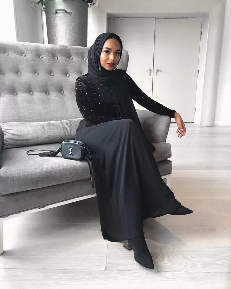 Lookbook arabian. Абайя арабская мусульманка. Arabs teets ai art. Хиджаб абая 2020. Абайя арабская мусульманка.