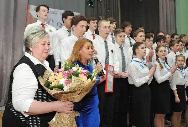 Директор волгореченского техникума. Воргашор школа 14. Воркута школа 13. Воркута школа директора. Школа 14 воркута.