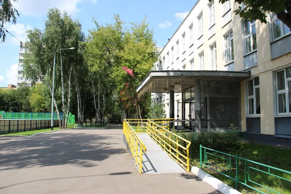 школа 1324 новогиреево. норильск школа 3. маоу гимназия 39 французская гимназия. бюджетные учреждения фото. п.