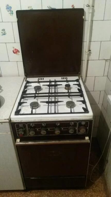 Гефест gs32w633. Бэушная газовая плита. Газовая плита gefest 2001. Старая газовая плита. Плита газовая карпаты 12 модель 426.