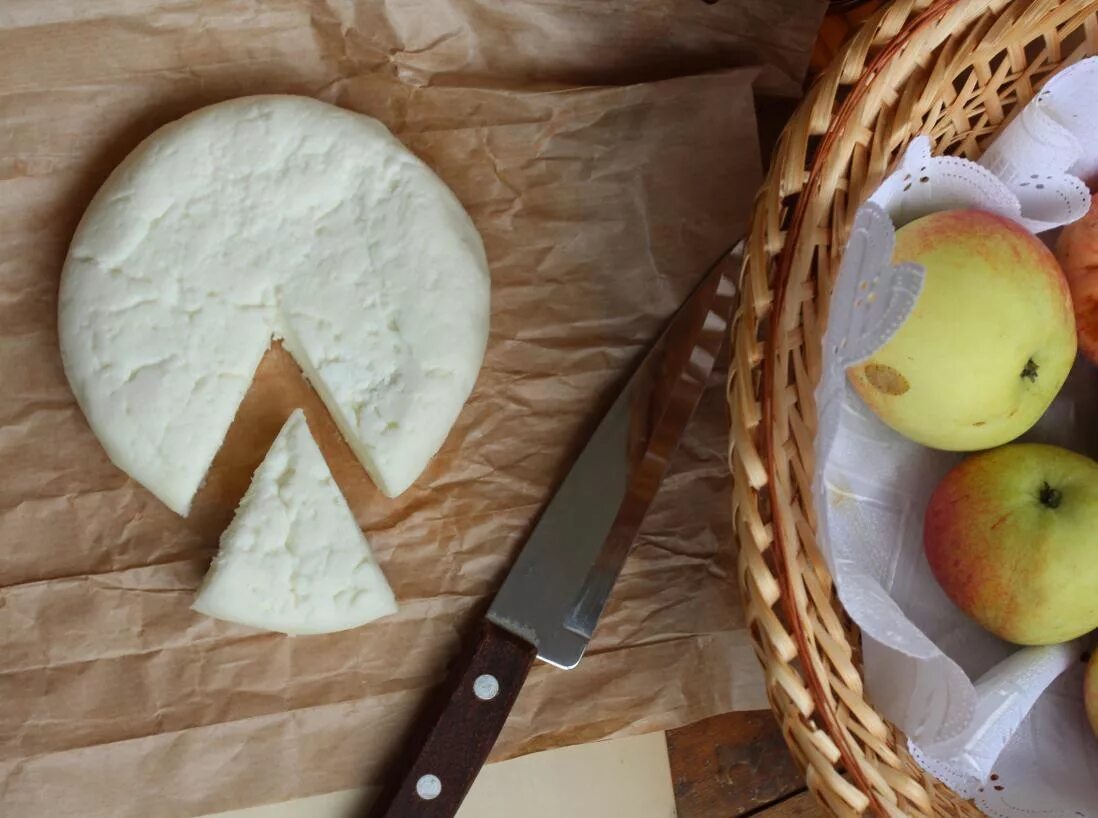 адыгейский сыр домашний наполнители. домашний адыгейский сыр из молока. как делают домашние адыгейские сыры. адыгейский сыр из козьего молока. как делают домашние адыгейские сыры.