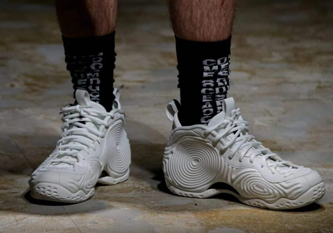 Nike air force come des garcons. Nike comme. Nike garcons. Nike sb low x cdg. Nike garcons.