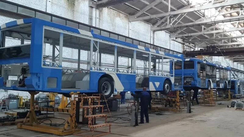 Энгельсский завод электрического транспорта. Завод Тролза Энгельс. Троллейбус Адмирал завод. Энгельсский троллейбусный завод Адмирал. Центр производства троллейбусов