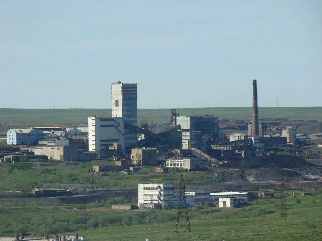 Воркутауголь шахта заполярная. Воргашорская шахта воркута. Воркута шахта воркутинская. Шахта северная воркута. Угольная шахта воргашорская.