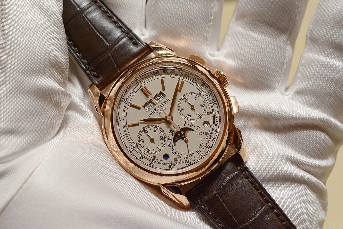 Ломбард брендовых часов. Patek Philippe 750. Patek Philippe 5052. Часы Patek Philippe 5052. Patek Philippe Geneve.